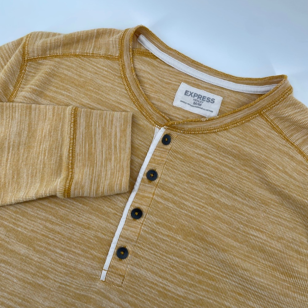 Express Henley Mens Medium Yellow Long Sleeve Space Dye Ribbed Shirt